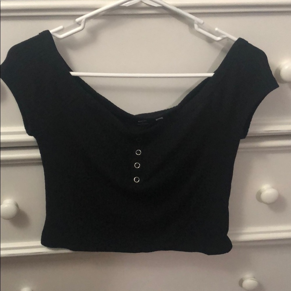 NWT button up off the shoulder crop top